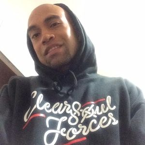 Meet your Posher, Kam